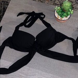 Victoria’s Secret Push Up Criss-cross Bikini Top